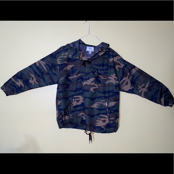 New hooded waterproof anorak w. pockets & zippers - Picture 1 of 4